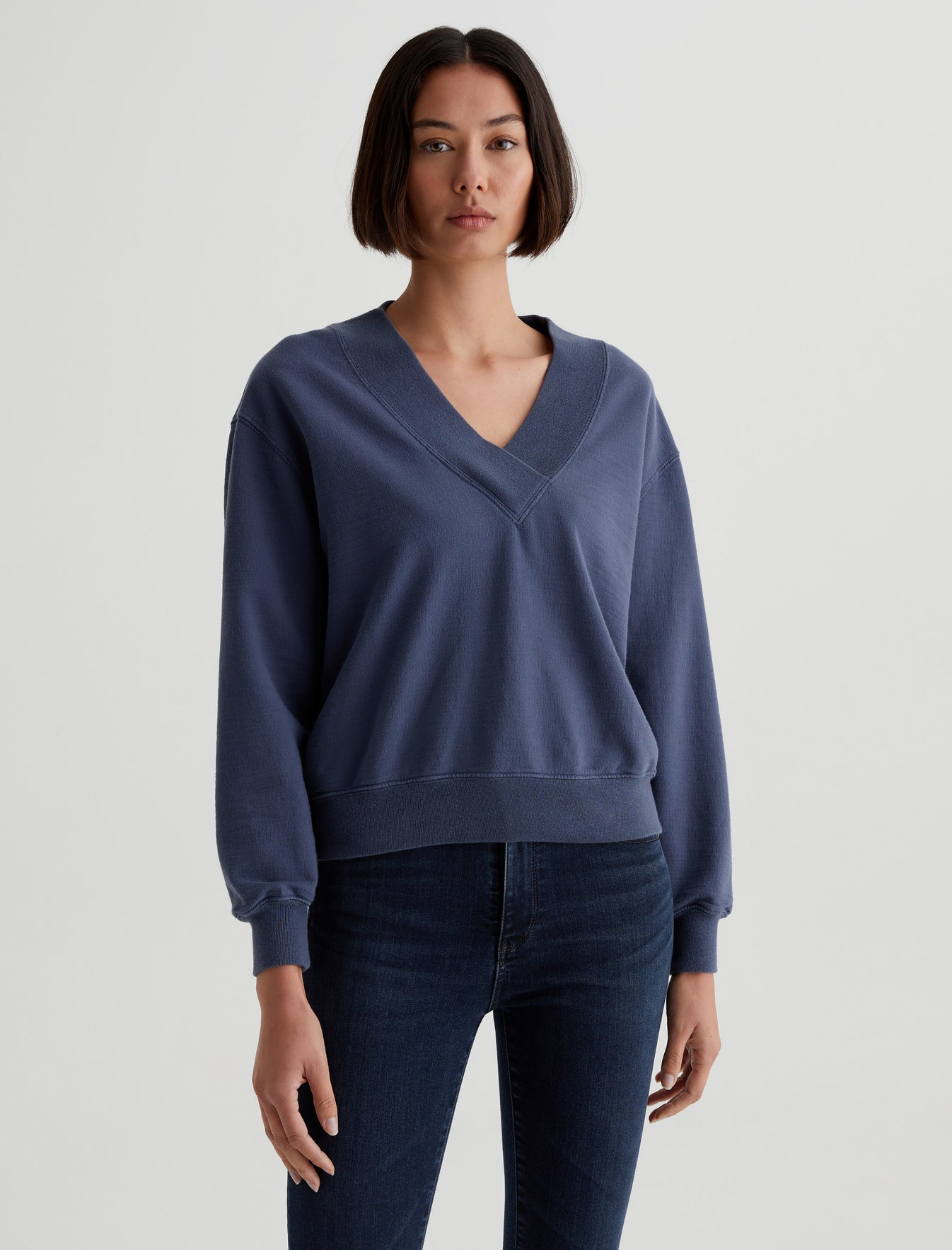 Nova Vee|Relaxed Vee Neck Sweatshirt